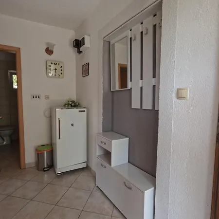 Apartment Lena